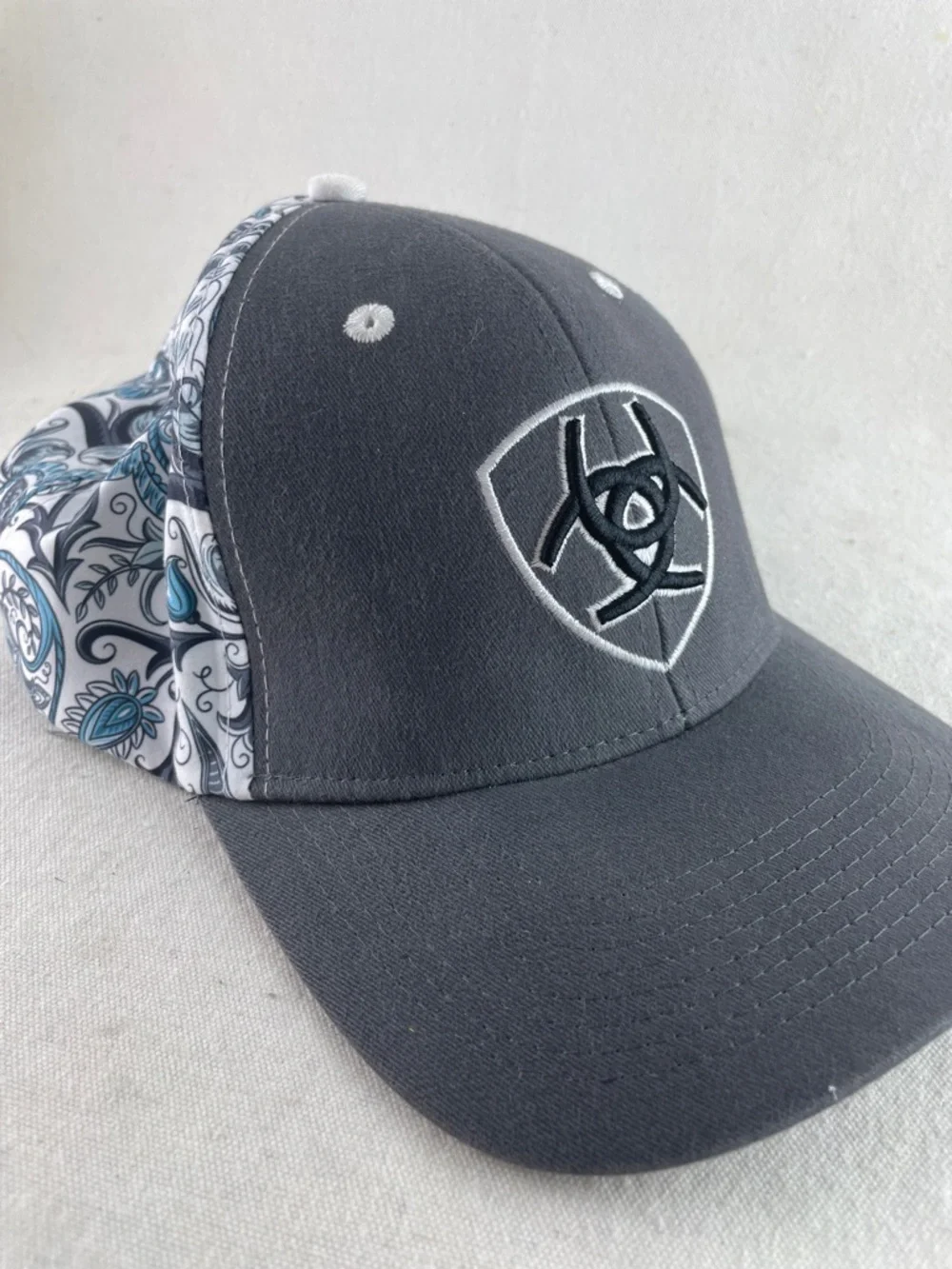 Ariat Snapback Logo Cap